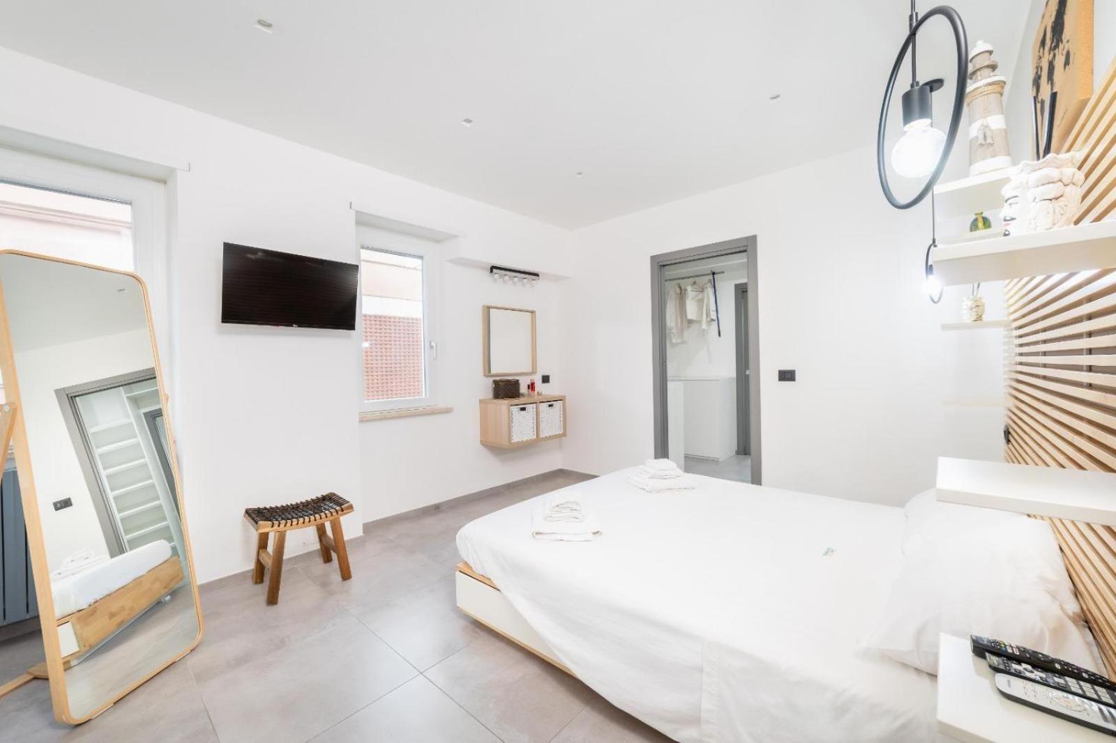 Sole Apartments Terracina Dış mekan fotoğraf